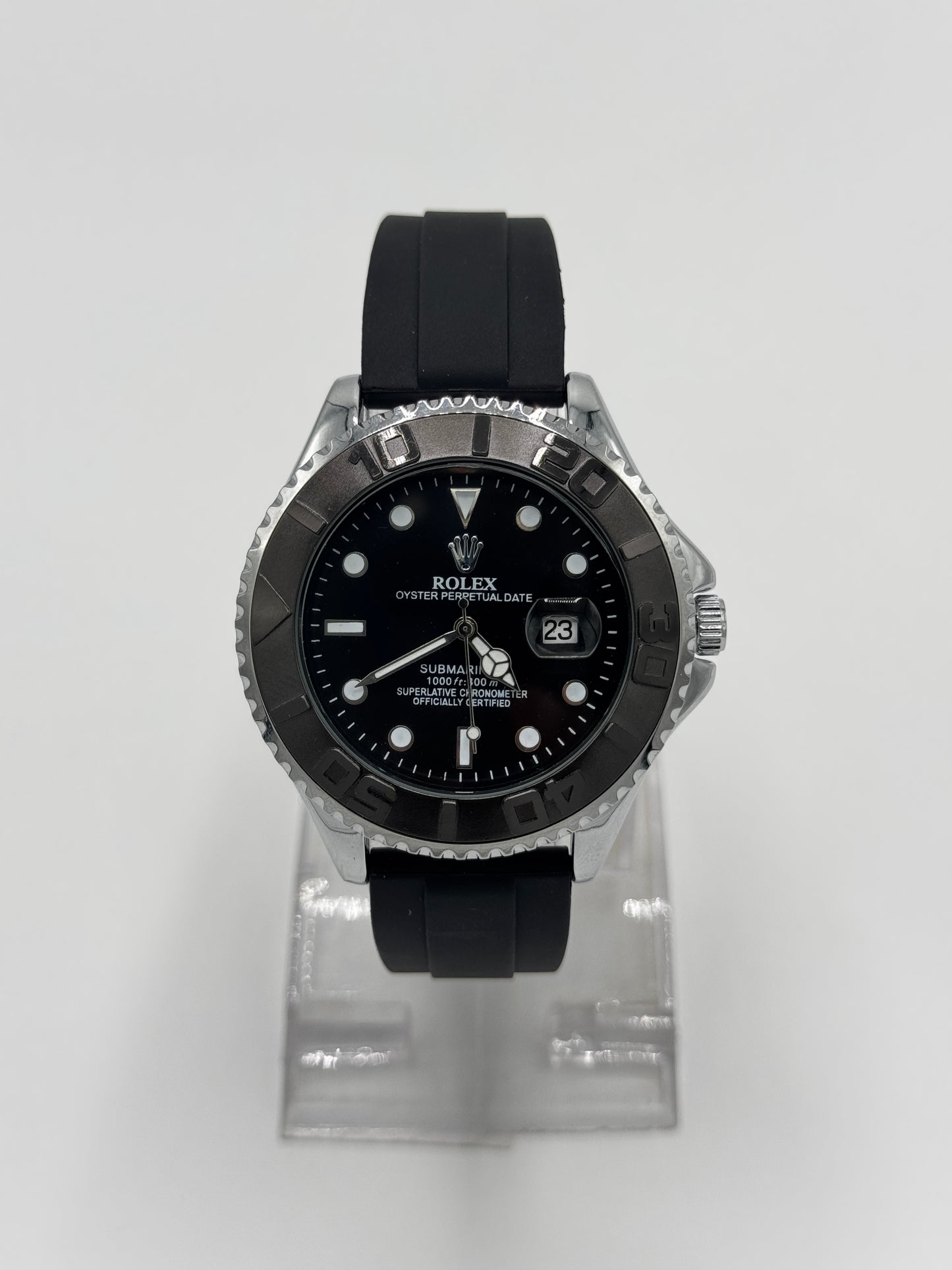 Rolex Submariner – Black Dial Rubber Strap Edition