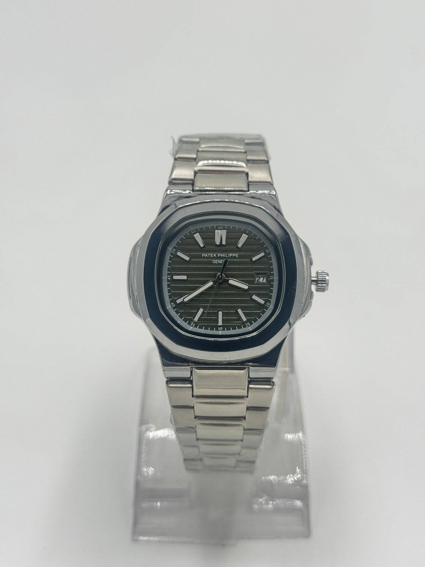 Patek Philippe Nautilus - Silver Chain With Brown Dial