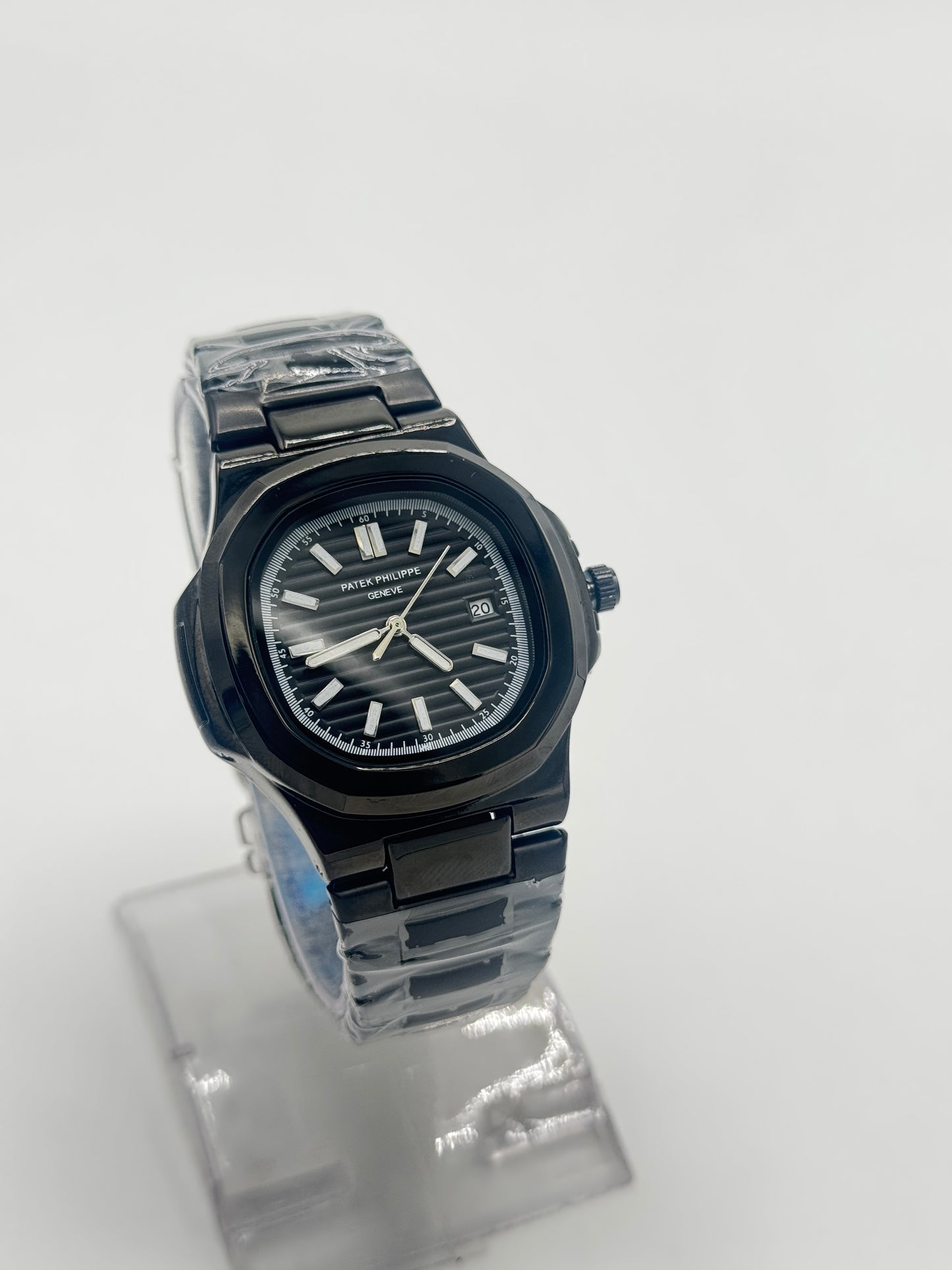 Patek Philippe Nautilus – Iconic Luxury Watch | Black