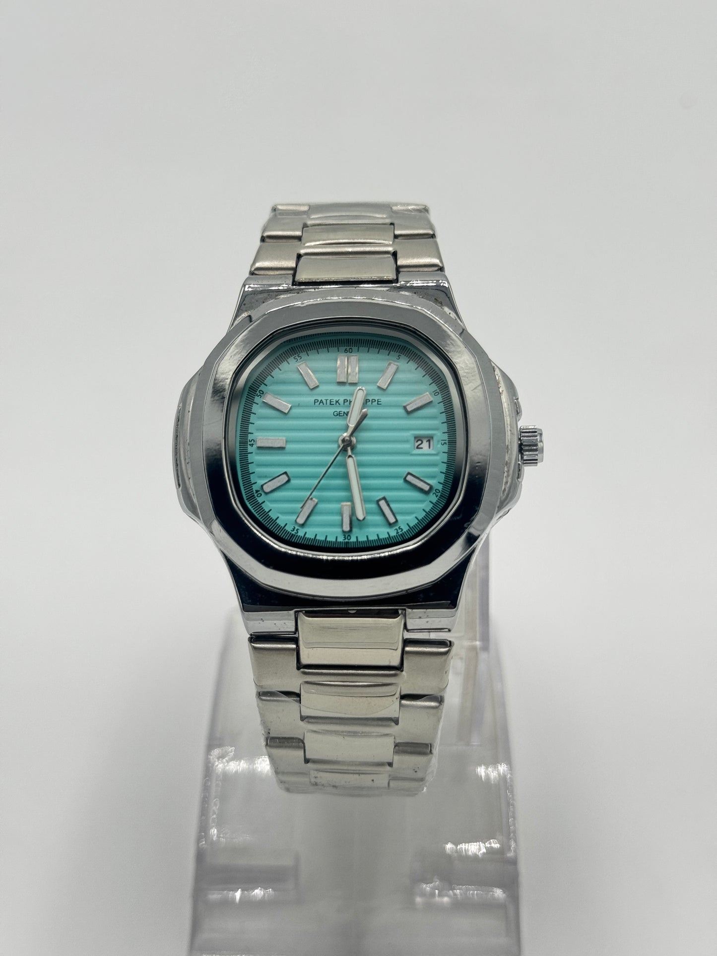 Patek Philippe Nautilus – Iconic Luxury Watch | Black & Tiffany Blue Dials