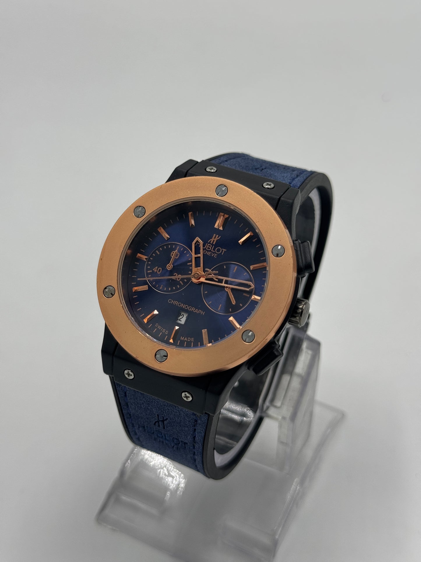 Hublot Chronograph – Blue Dial with Rose Gold Bezel
